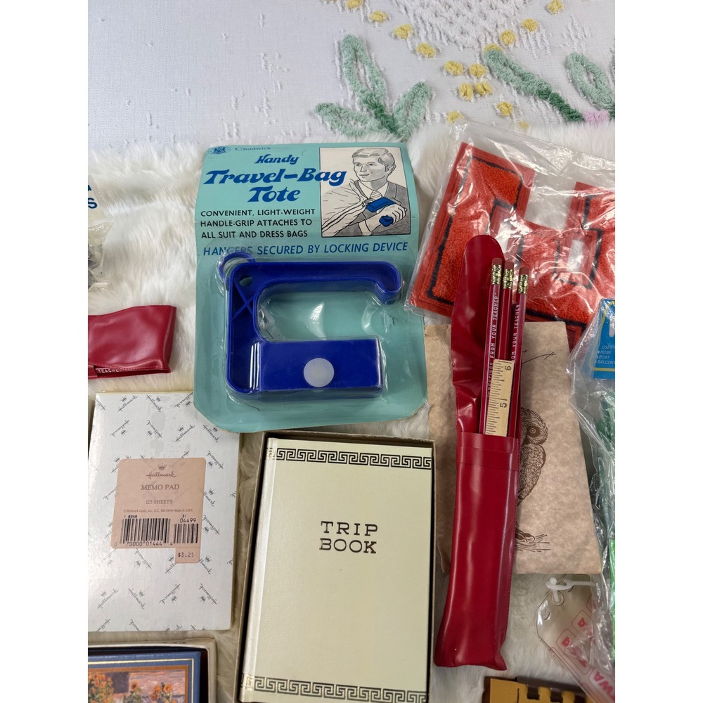 Vintage Owl Trip Book Address Telephone Memo‎ Pad Pencils Wind Sock Set Lot - Picture 13 of 13